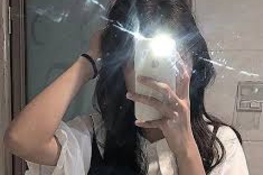 景甜风波升级！被扒签协议后卖豪宅过往争议翻出央视都出手整顿