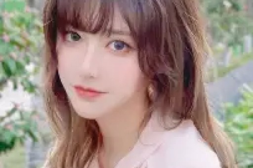 网红发“擦边”视频被永久封禁账号诉至法院求解封被驳回律师：涉嫌传播淫秽或色情内容！